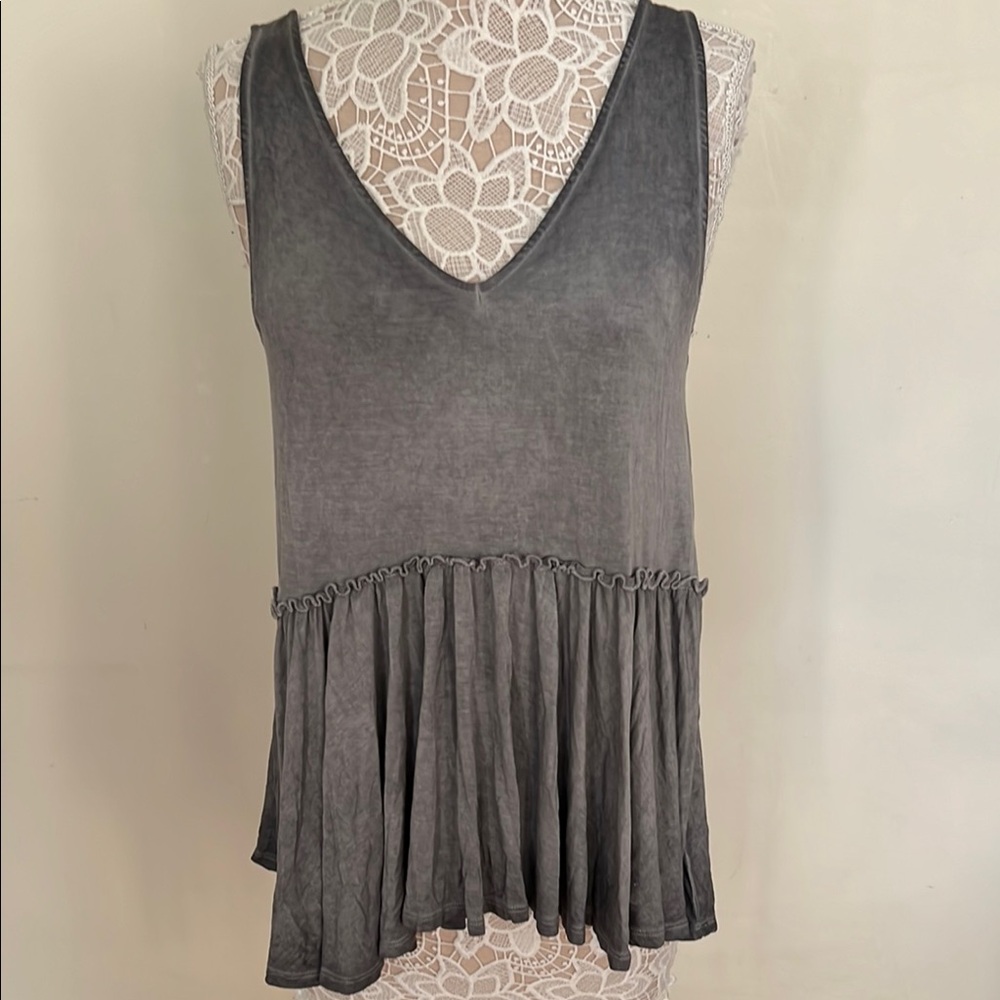 American Rag Gray Ruffled Peplum Tank Top